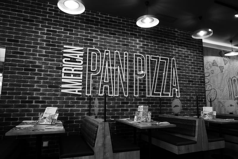 pizza luce franchise restaurant interior