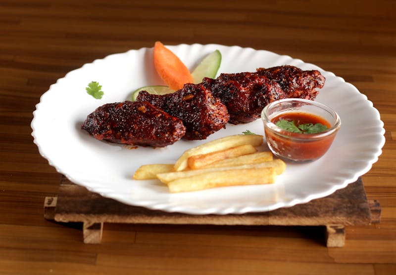 Buffalo wings appetizer at pizzaluce restaurant